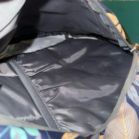 Waterproof Sling Travel Bag - Picture 7 of 9